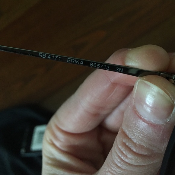 Ray-Ban sunglasses - Picture 4 of 4