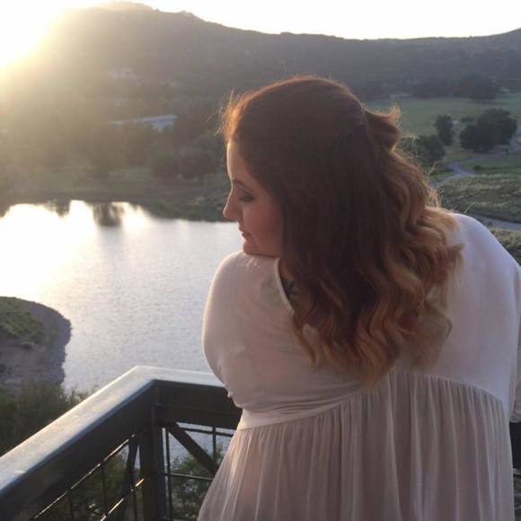 Meet your Posher, Maegan