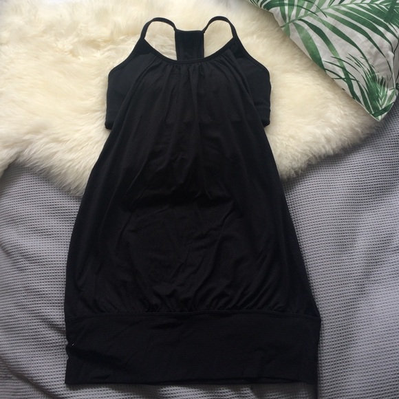 Lululemon yoga top
