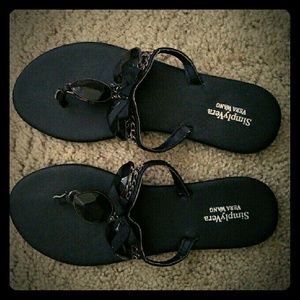 Vera Wang sandals