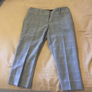 The Limited crop Drew fit pants