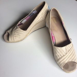 TOMS Wedges, Size 7.5