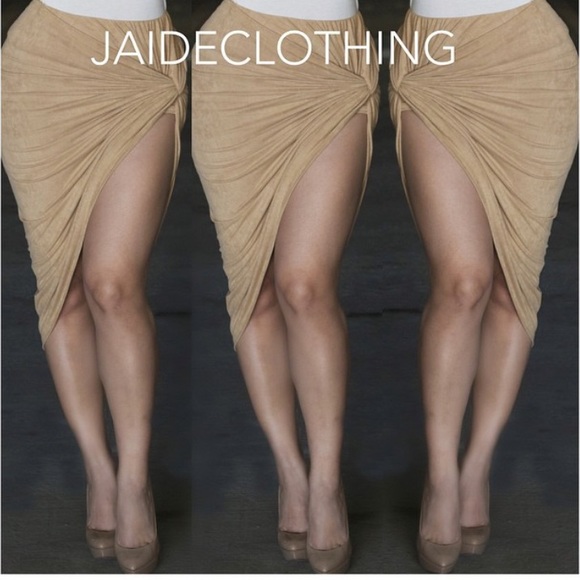 J Lux Label suade skirt sz M