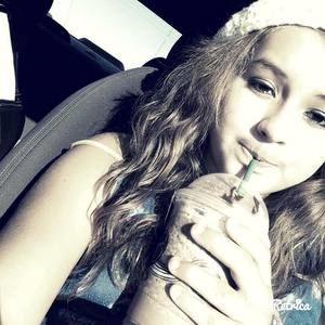 Meet your Posher, Mackenzie