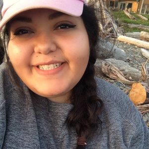 Meet your Posher, Briana