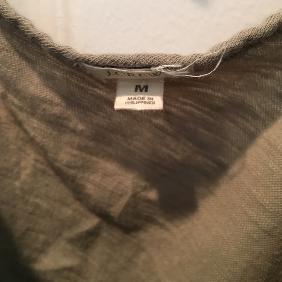 Gray lace tank - Picture 3 of 4