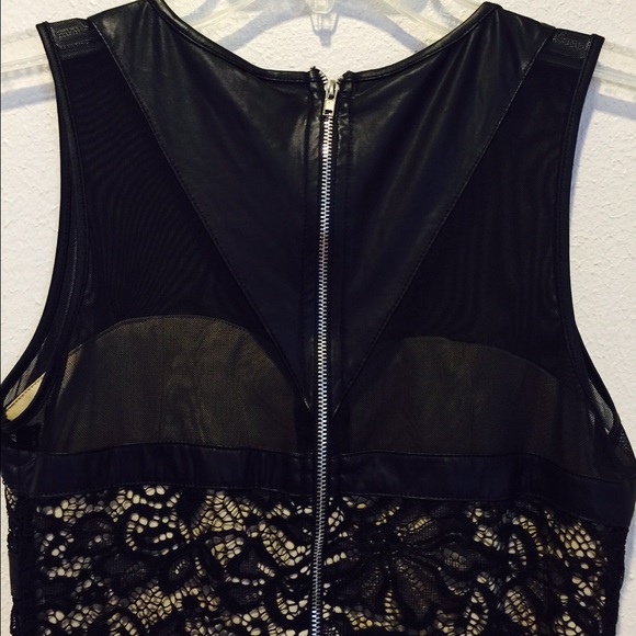 NWT black lace dress - Picture 3 of 4