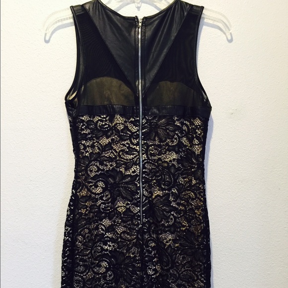 NWT black lace dress - Picture 4 of 4