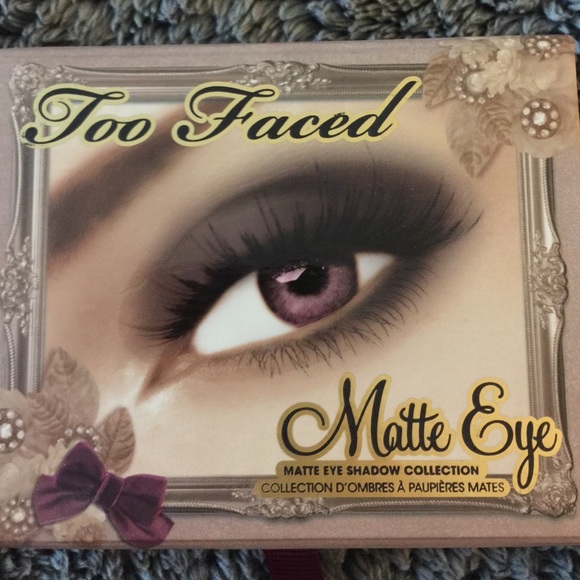 Too Faced matte eye pallet