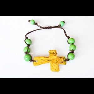 FLASH SALE! No offers. Cinch Cross Bracelet