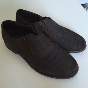 Free People zip up shoes