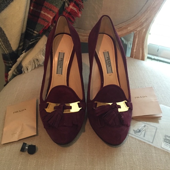 Prada tassel pumps - maroon