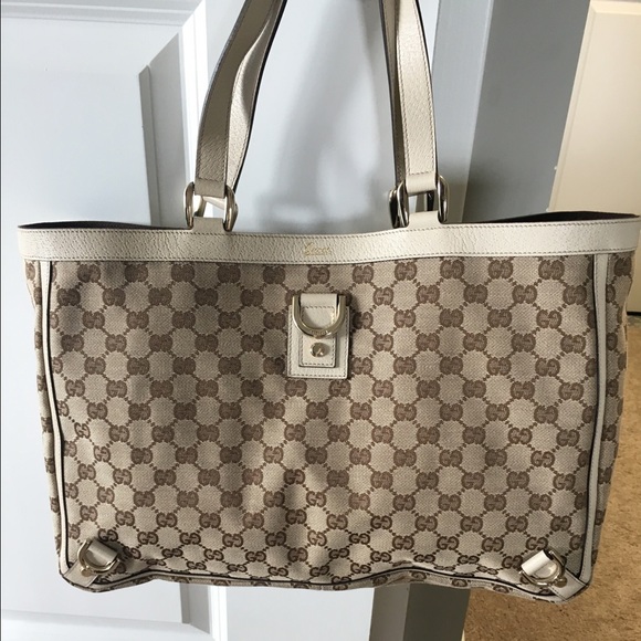 Gucci handbag, signature logo print fabric