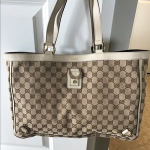 Gucci handbag, signature logo print fabric