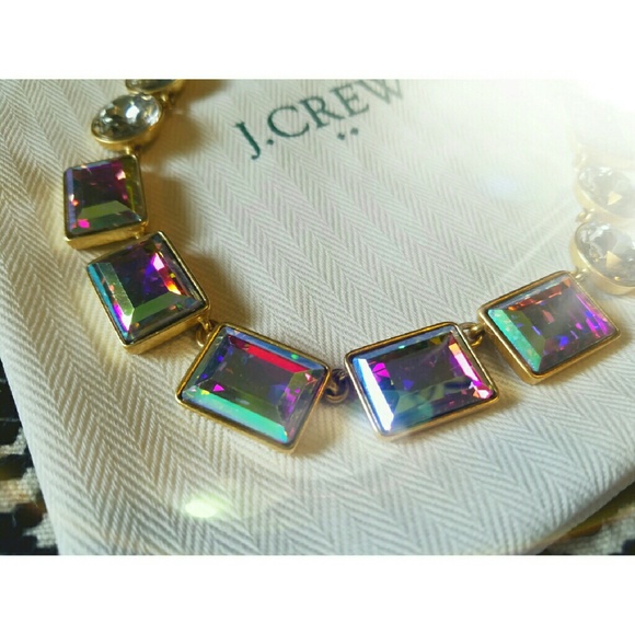 🚫SOLD🚫 J. Crew Iridescent Gems Necklace NWT - Picture 4 of 4