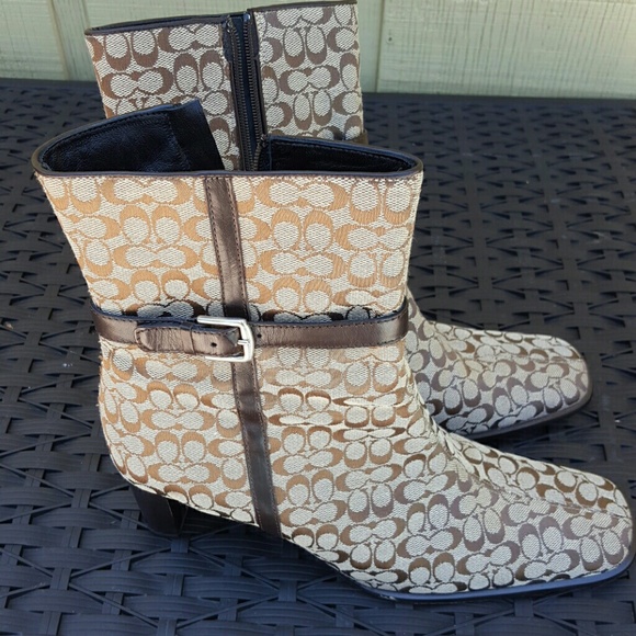 Selling because their are too big for me.