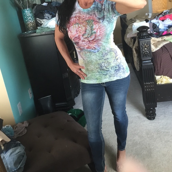 Sinful sugar skull burnt out tee