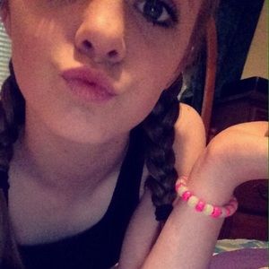 Meet your Posher, Lacy