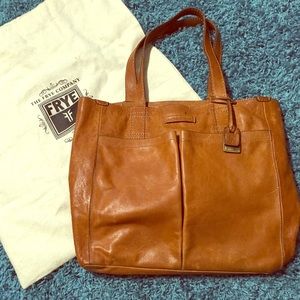Frye tote! TODAY ONLY GREAT size💥FINAL SALE💥