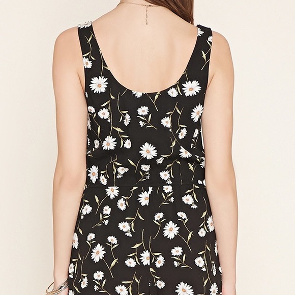 Gorgeous floral romper!! - Picture 3 of 4