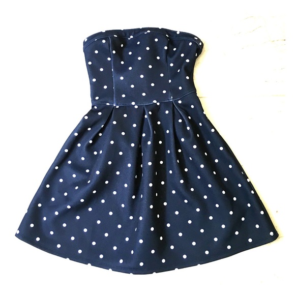 Strapless Abercrombie dress😍💖 SOLD ON MERC‼️‼️ - Picture 1 of 2