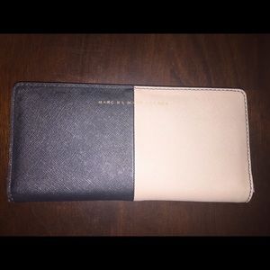 💫 AUTHENTIC MARC BY MARC JACOBS WALLET