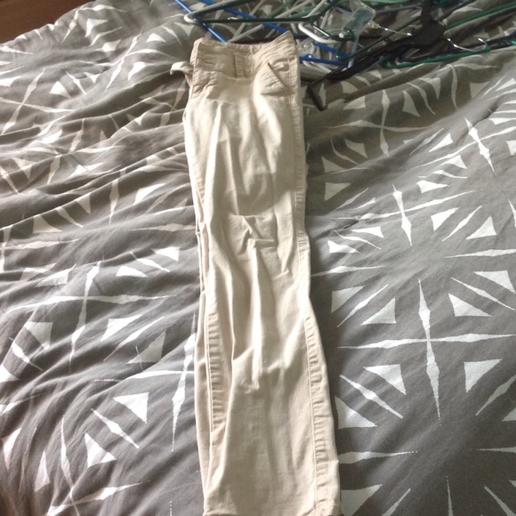American Eagle Outfitters Khaki Skinny Pants