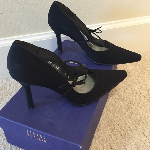 Stuart Weitzman black heels with bow
