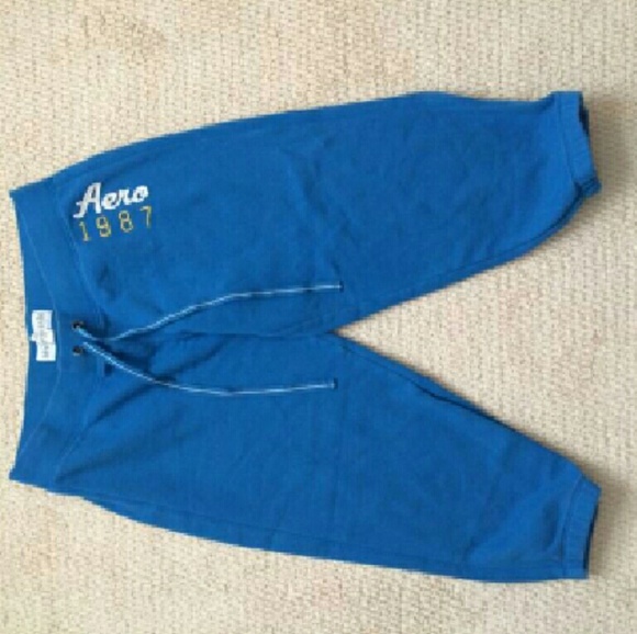 Capri sweatpants