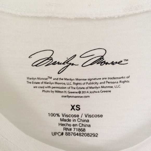 🔴SOLD🔴 Marilyn Monroe viscose tank - Picture 3 of 4