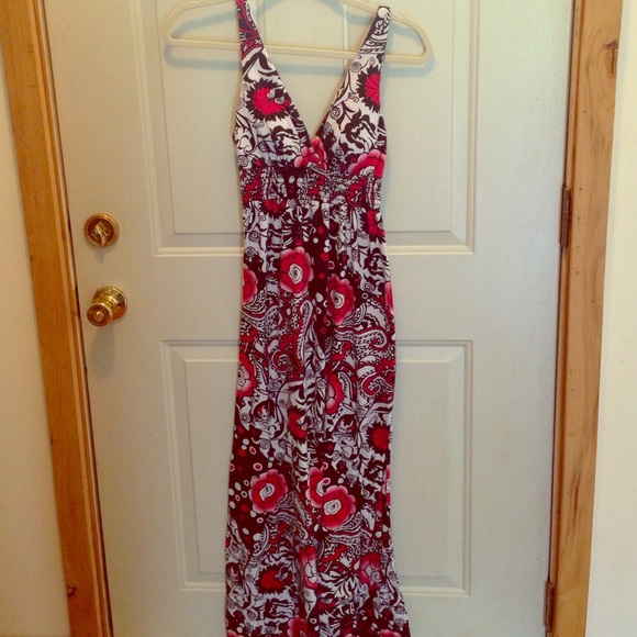 RESERVED No Boundaries floral stretch maxi dress