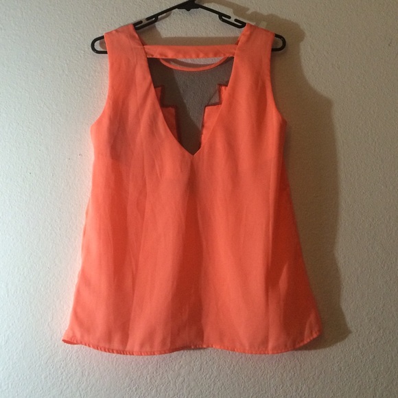 Blouse - Picture 2 of 3