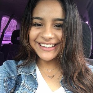 Meet your Posher, Jessele