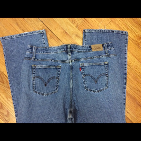 Jeans - Picture 3 of 3