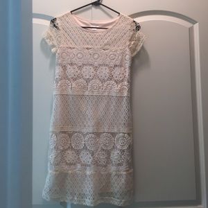 💕✨HP✨💕 Lace/crochet ivory dress