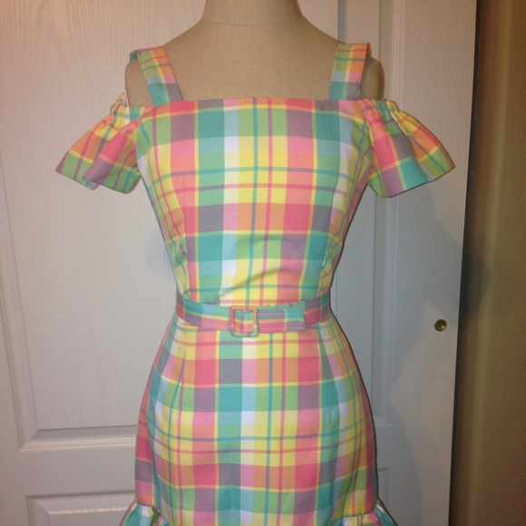 Checkered dress - Picture 1 of 2