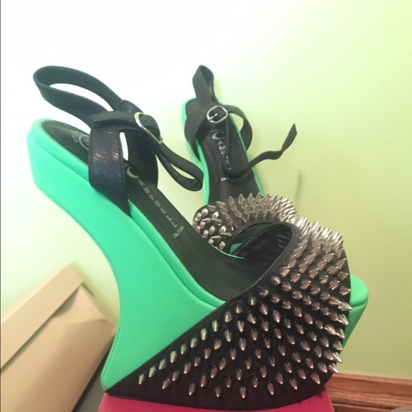 Jeffery Campbell vicious heeless shoes