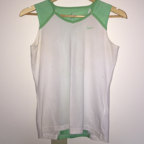 Nike loose workout tank