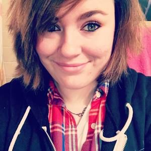 Meet your Posher, Cassandra