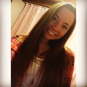 Meet your Posher, Alli