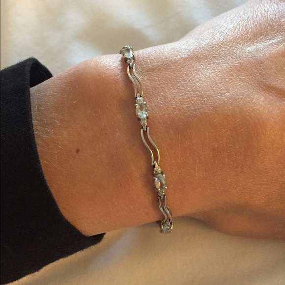 Aquamarine & 10K white gold tennis bracelet