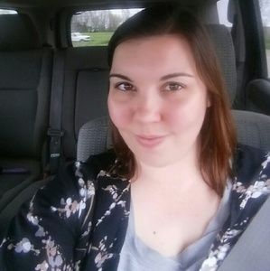 Meet your Posher, Amanda