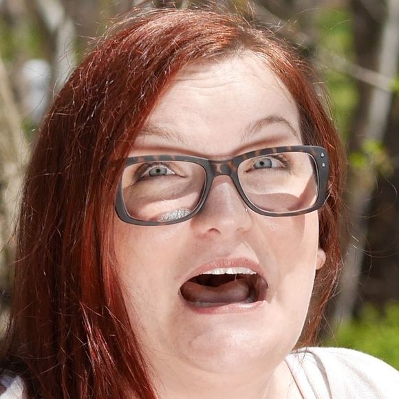 Meet your Posher, Lisa - Picture 1 of 1