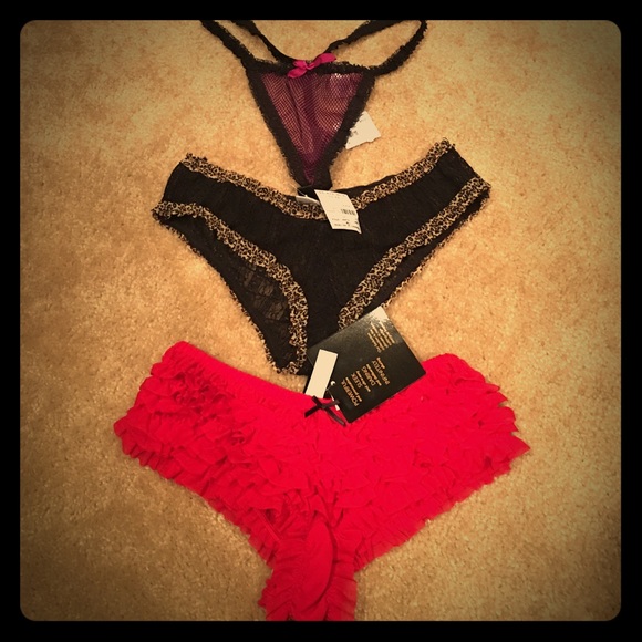 Frederick's of Hollywood Other - ✨3 Panties from Fredrick's✨