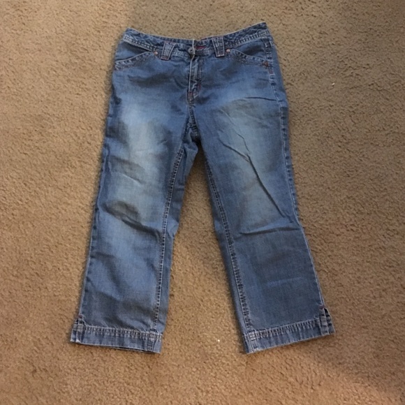Above ankle jeans 30" in length size 25-26