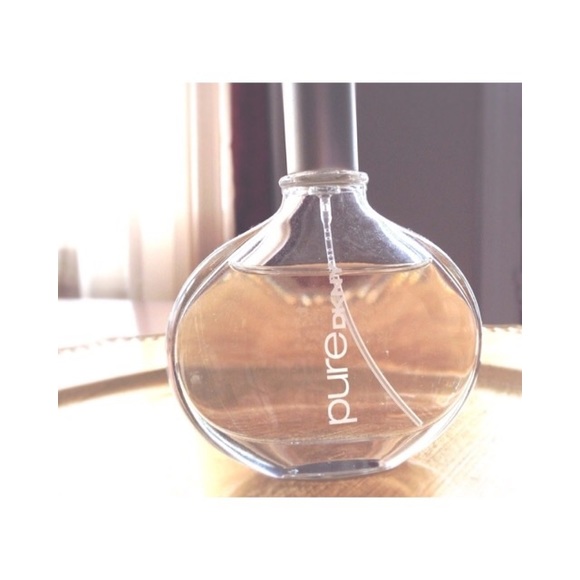 Pure DKNY Perfume