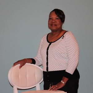 Meet your Posher, Bobbie