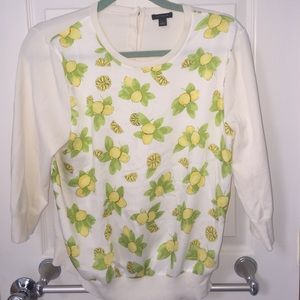 Cute lemon sweater! Never worn. Great for spring!