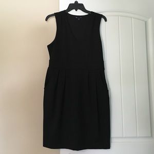 Gap little black dress