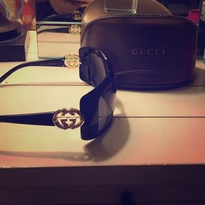 Authentic Gucci sunnies